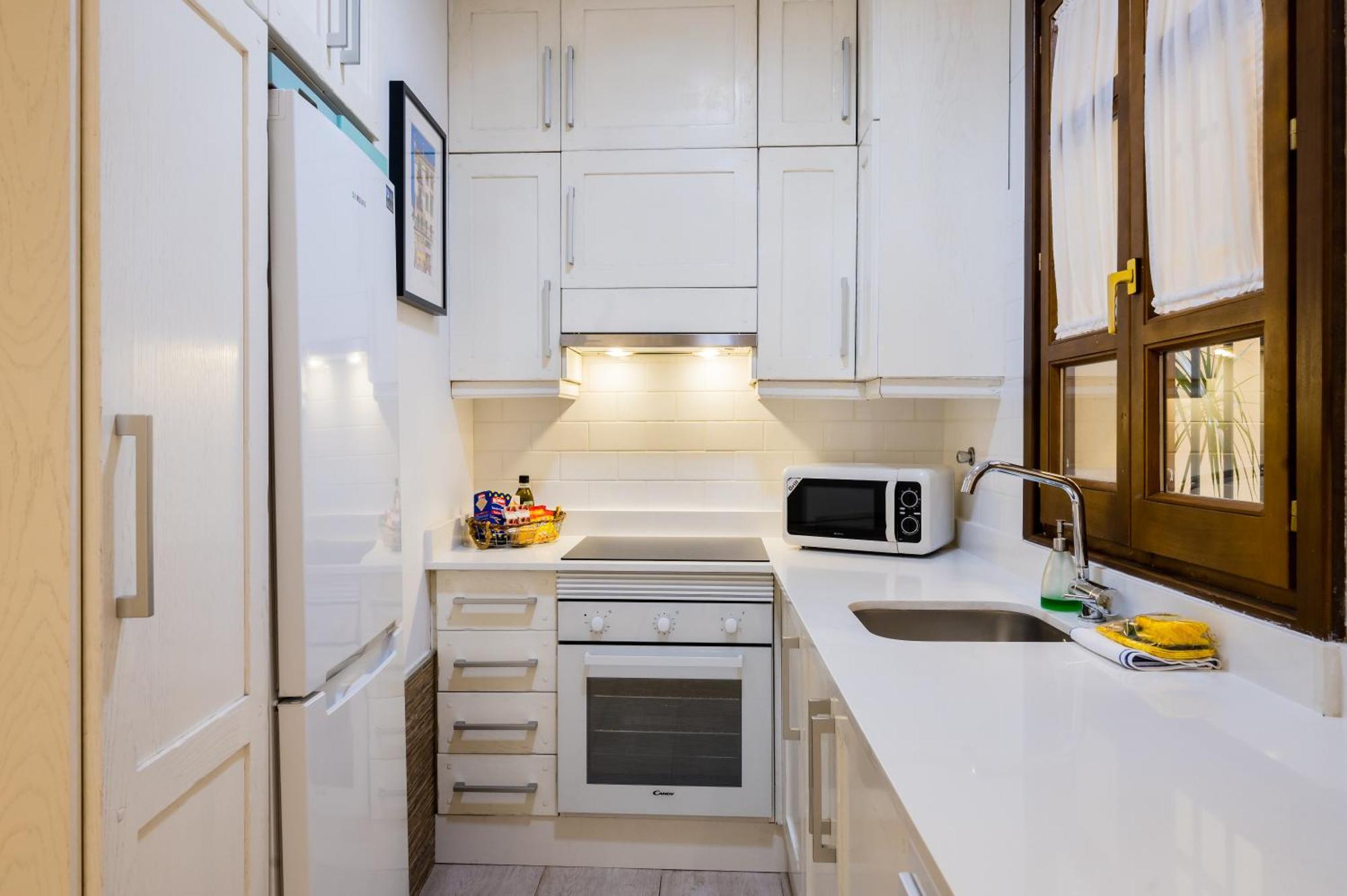 塞维利亚Beautiful And Cozy- 1Bd 1Bth- Arenal Center公寓 外观 照片