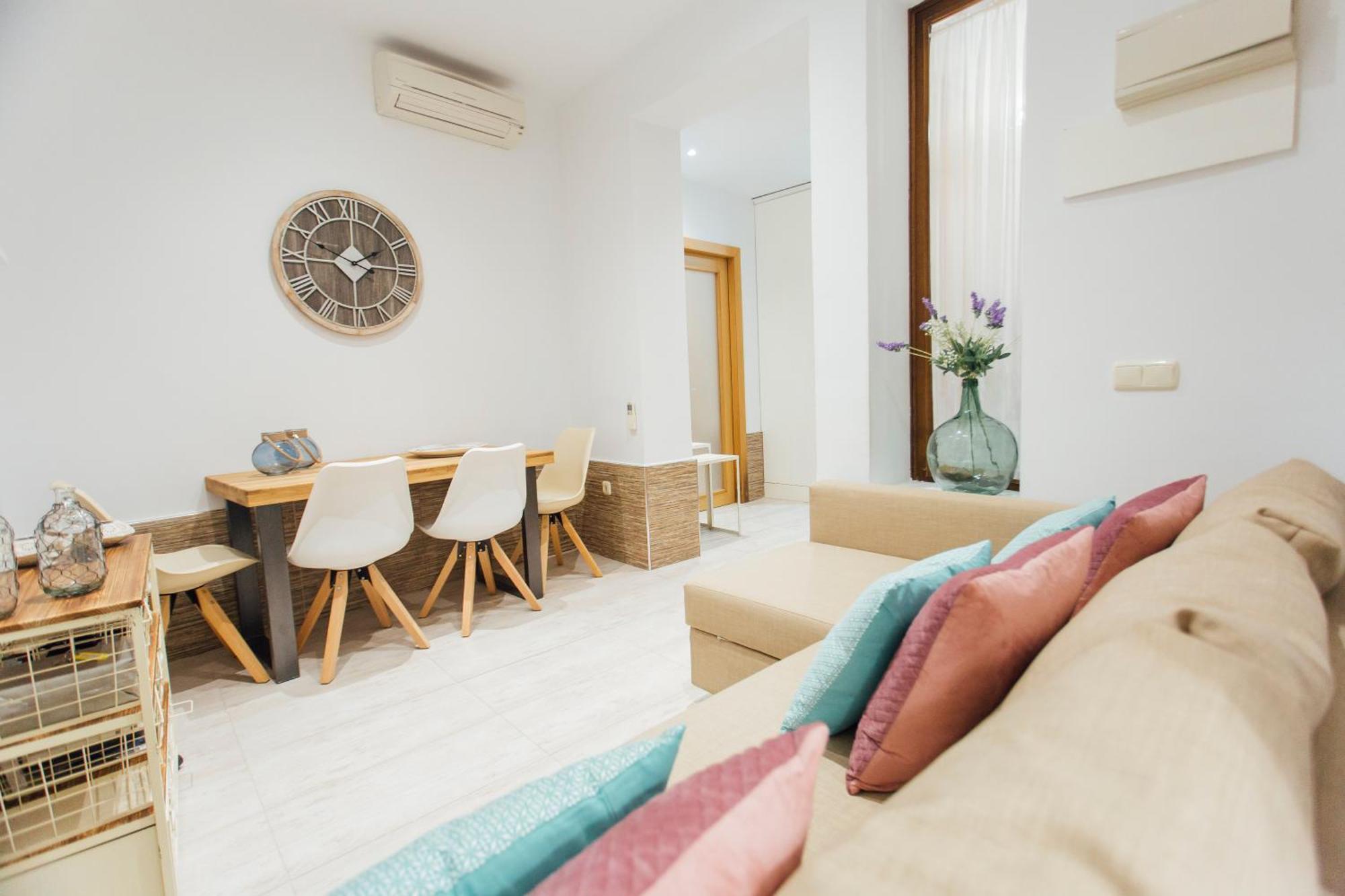 塞维利亚Beautiful And Cozy- 1Bd 1Bth- Arenal Center公寓 外观 照片