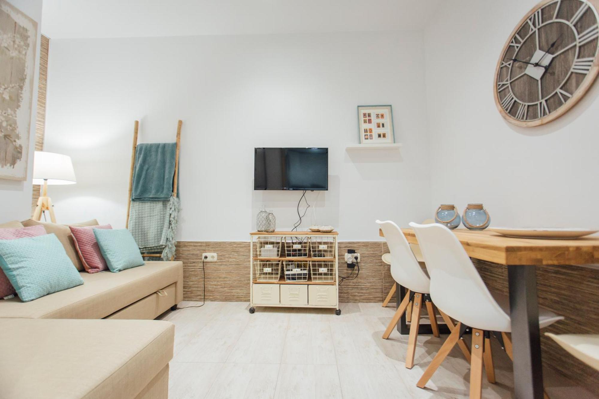 塞维利亚Beautiful And Cozy- 1Bd 1Bth- Arenal Center公寓 外观 照片